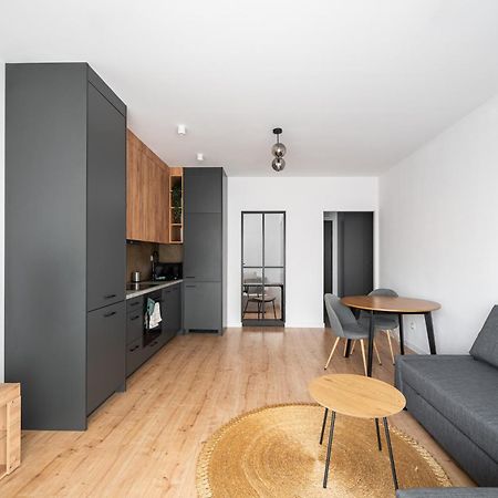 High Wilanow Modern Apartment وارسو المظهر الخارجي الصورة
